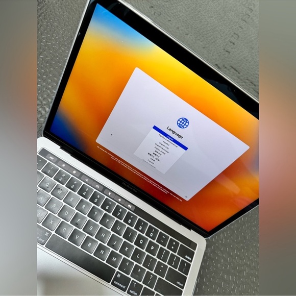 MacBook Pro 13 inch laptop. In GREAT shape. No scratches, works great! - Picture 6 of 14